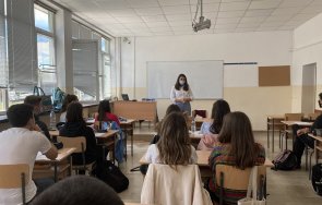 прокурори представиха професията повече 100 ученици бургас несебър снимки