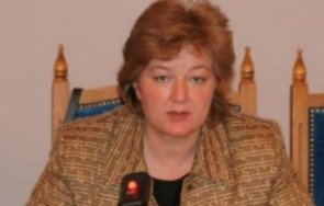 дъното избраната зам председател парламента дпс написала доклад левски закононарушител османската империя