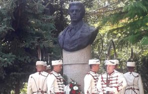 проф кирил топалов левски обитава съзнанието своите събратя съдба високо нравствено поле снимки