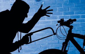 наглите серийни крадци йосиф симо подлудиха бургаския квартал меден рудник спипаха