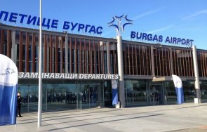 възобновяват полетите бургас санкт петербург