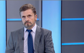 огнян стоичков националното бюро контрол срс тата две лица протестите подслушвани незаконно