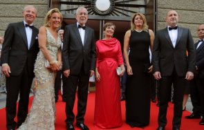 мрежата радев дон жуан връща опера връчва мандат посети ваксинационен пункт