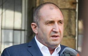 радев участва тържествено връчване дипломи курсанти