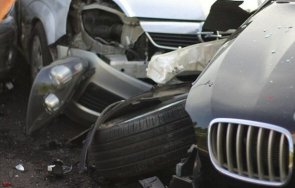 четири жени пострадаха верижно меле каварна