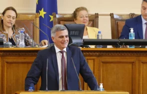 стефан янев вицепремиерите отиват блиц контрол парламента
