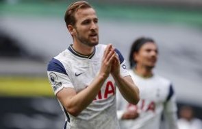 тотнъм налага глоба бунтаря кейн