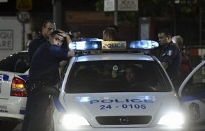 буйстващ рецидивист налетя полицай скандал силна музика попово