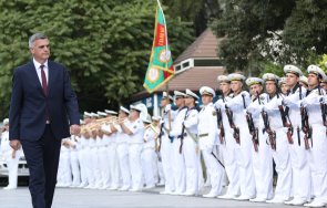 стефан янев варна голямото богатство българската армия хората мъжете жените униформи