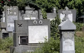 разширяват гробищния парк велинград