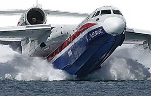 оцелели разбилия руски противопожарен самолет турция