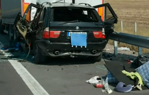 кървав ужас тежка катастрофа драгоман джип вряза тир трима загинаха една жертвите бебе