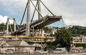 генуа почете жертви срутилия три години мост