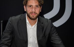 Мануел Локатели