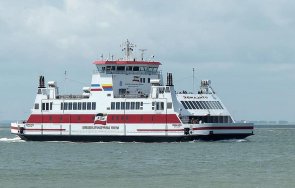 ферибот вози бургас истанбул три часа