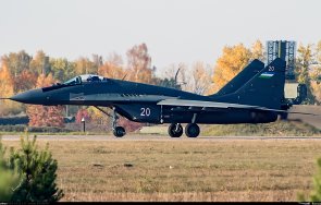 екшън небето узбекистан приземи принудително афганистански самолета