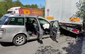 кола заби тир пътя русе силистра откарани болница снимки