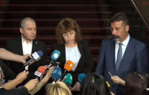 горещо пик хората слави първи думи консултациите президента подкрепят третия мандат обновена