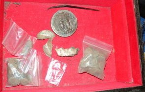 задържаха иманяр монети дрога