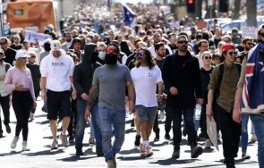 масови протести австралия заради локдауна