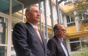 първо пик стойчо кацаров посети ковид зона столично дкц живо