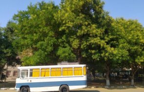 автобуси соца паркират димитровград