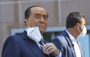 силвио берлускони отново легна болница