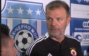 стойчо младенов иска няколко футболисти