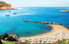 нашествие странни морски твари паникьосва нашенци плажовете гърция снимки