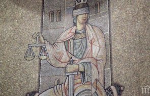 изправят съда рецидивист хвърлял камъни автомобили