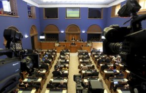 различна процедура парламентът естония успя избере президент единствения кандидат