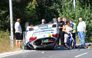 шокиращи снимки катастрофата загина полицай