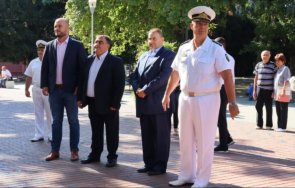 варна отбелязва съединението без официално честване