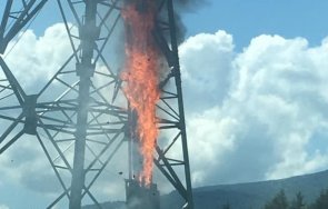 паднало жици дърво запали пожар родопите
