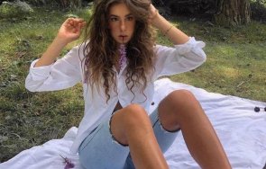 пик ретро дъщерята радев стана певица съблече  снимки