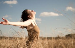 астролог ден живейте интуиция вслушвайте вътрешния глас