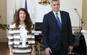 херо мустафа пак премиера радев министерски съвет