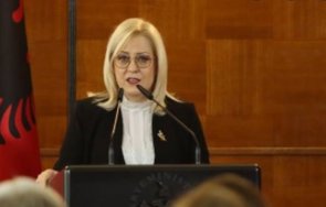 линдита никола избрана председател новия парламент албания