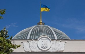 удължи месеца санкциите руснаци украинци заради украйна