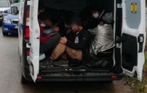 Испанската национална полиция разби мрежа за трафик на нелегални мигранти