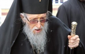 митрополит йоаникий прошение синода оттегляне поста