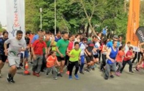 260 бегачи включиха четвъртото издание бургасрън