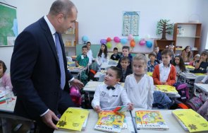 последните минути радев готов новия служебен кабинет