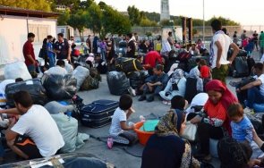 гърция открива първия лагер затворен тип бежанци остров самос