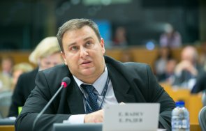 емил радев резолюция призова спре използването животни научните изследвания