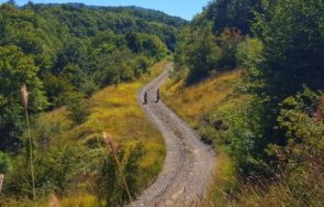 бтс постави табели маркировка основните пътеки люлин планина