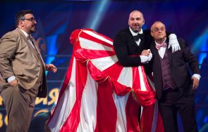 Боби Ваклинов Маскираният певец