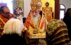 сливенският митрополит иоаникий оттегли оставката