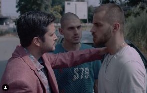 сандо братя крие секси мацки снимки