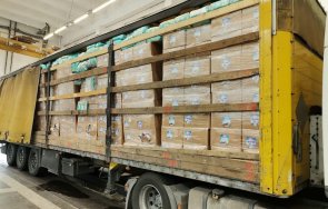 митничари задържаха тона контрабандни препарати растителна защита капитан андреево снимки видео